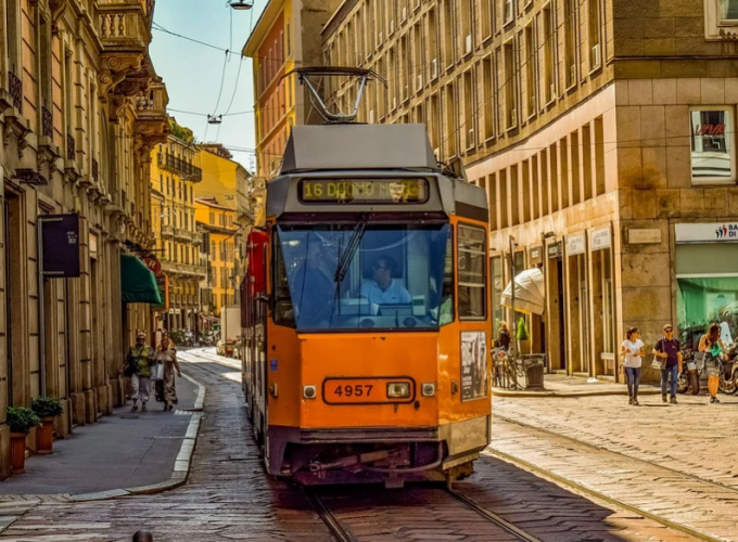 7 DAYS LOMBARDY & LAKE DISTRICT TOUR