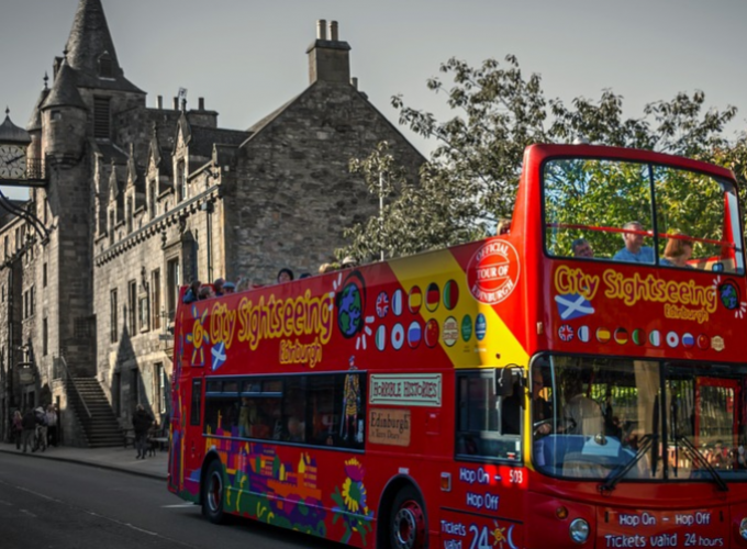 BIG BUS LONDON HOP-ON-HOP-OFF CITY TOUR