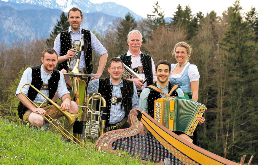 7 DAYS OKTOBERFEST AND CASTLES TOUR